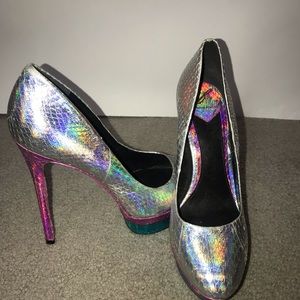 Brian Atwood Metallic Pumps